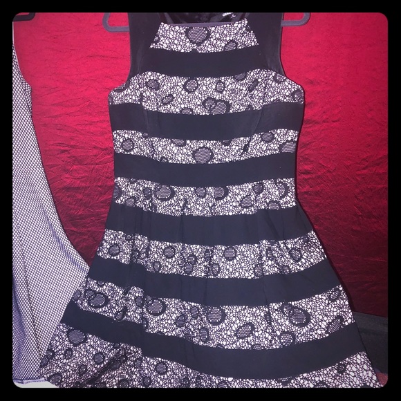 Gianni Bini Dress - Picture 1 of 4
